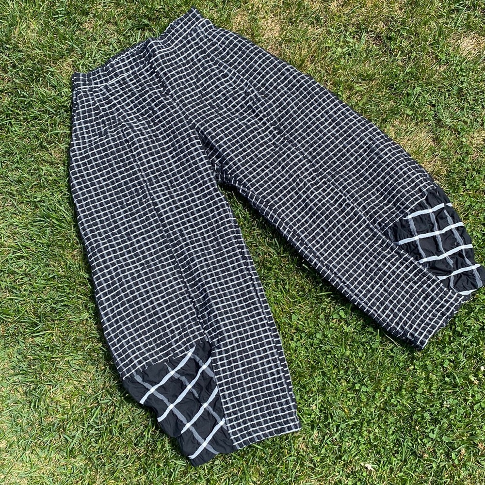 Stretchy balloon pants
